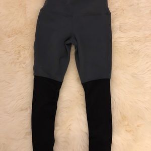 Alo Yoga Pants (never worn)